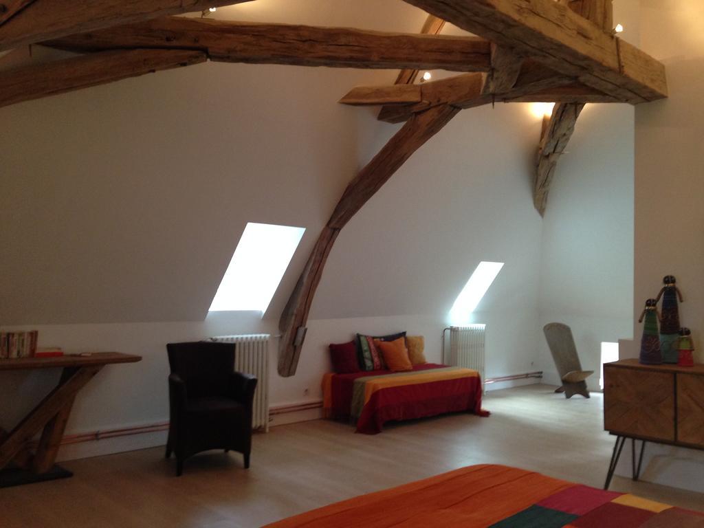 סמור-אן-אוסווה Les Chambres D'Hotes Du Bois Joli מראה חיצוני תמונה